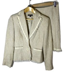 Vintage Taiga Beige Tan Boucle Velvet Fringe Trim 2 Piece Skirt Suit Size 4